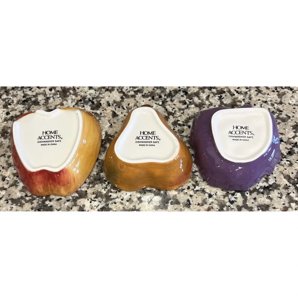 New Home Accents Ceramic‎ Fruit Shaped Bowls Pear Apple Grapes Set of 3